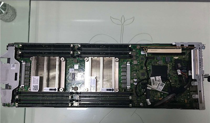 Máy chủ server DELL PowerEdge C6220 2u 4 node